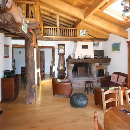 2 Bedroom Cozy In Holiday home Bidarray